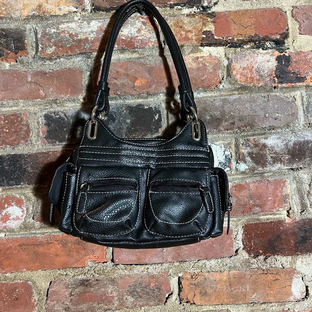 Black shoulder bag
